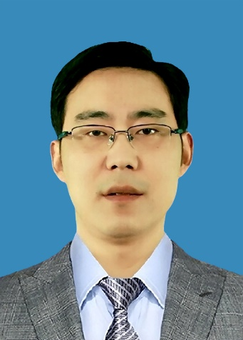 刘 辉